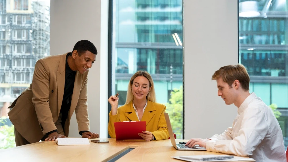 PLLC vs LLC: Complete Comparison Guide for 2026